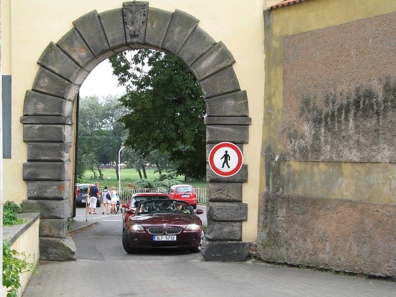 img00030.jpg