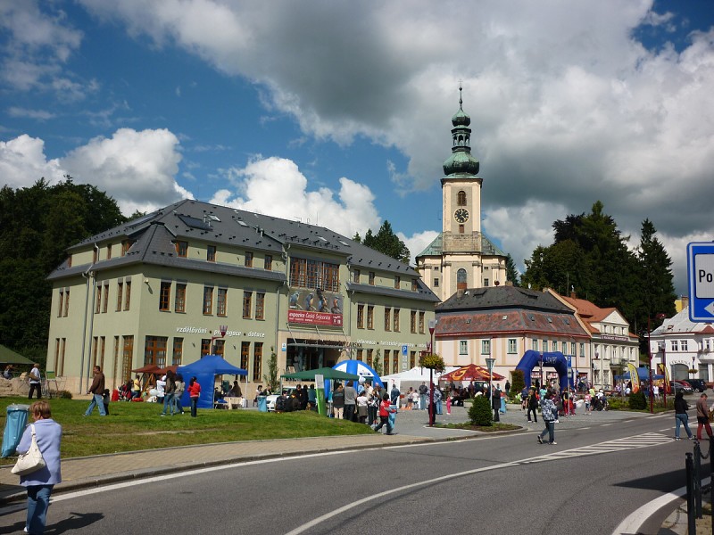 img00004.jpg