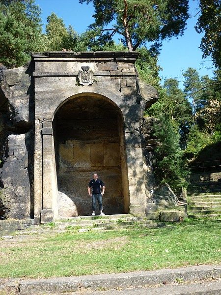 img00009.jpg