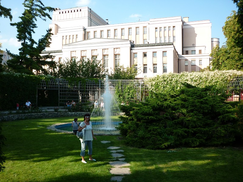 img00012.jpg
